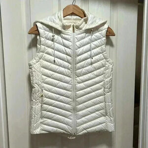 Gallery Puffer Vest down detachable bungee hood cream off white zipper pockets